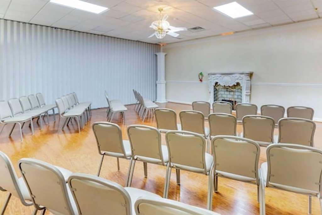 Travelodge By Wyndham Baton Rouge East Facilities photo